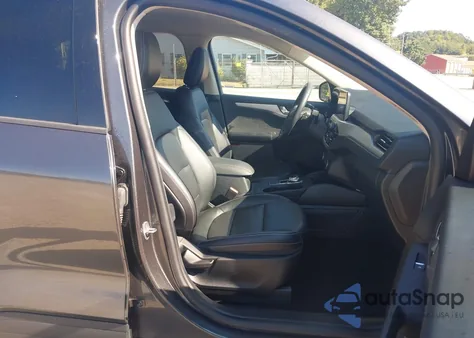 2020 Ford Escape Sel z USA, uszkodzony, nr VIN 1FMCU9H95LUA71793